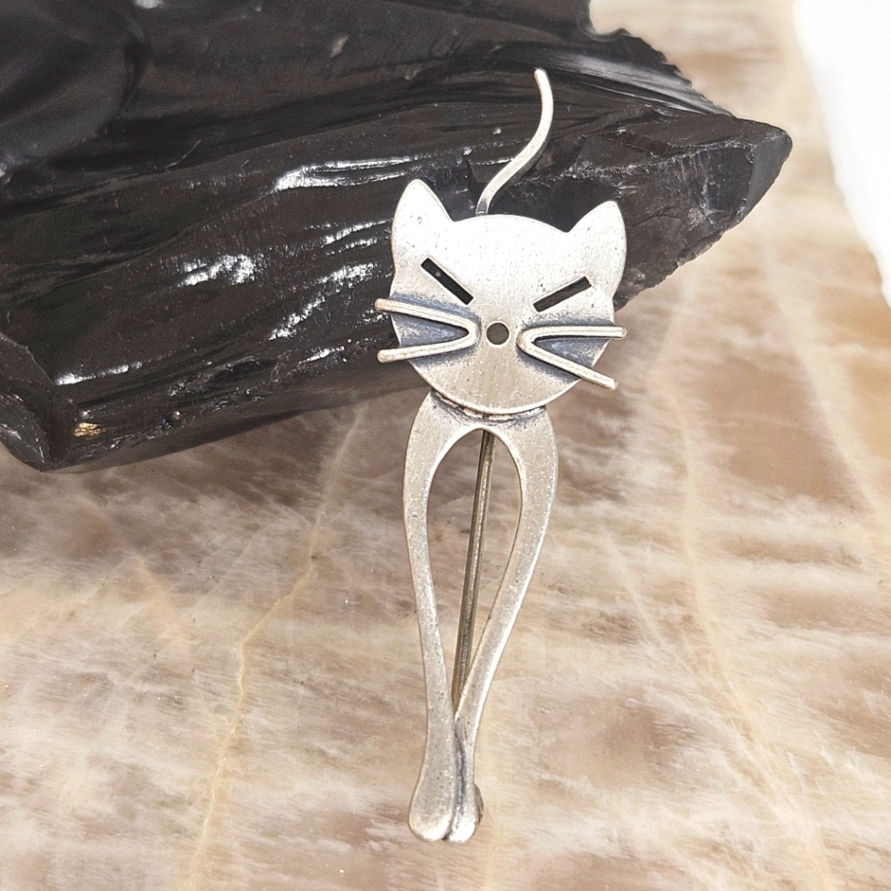 Sterling Silver Beaucraft Cat Modernist Brooch Pin